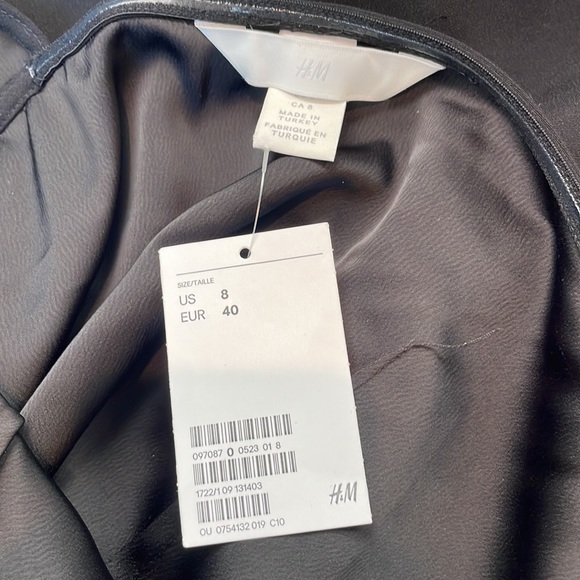 H&M Black One Shoulder Jumpsuit - Picture 8 of 8